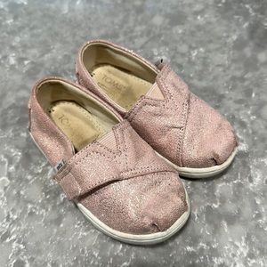Toms baby girl shoes
